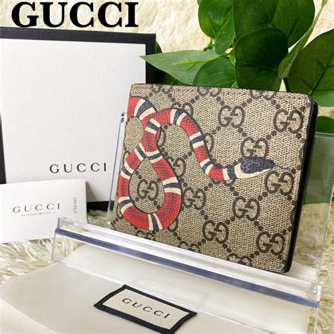 gucci 蛇 柄|white Gucci bag.